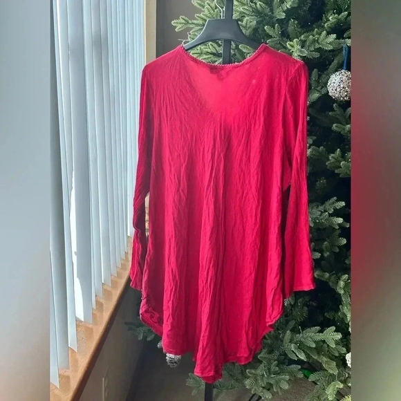 Greater good 3/4x tunic red embroidered top - Picture 5 of 5